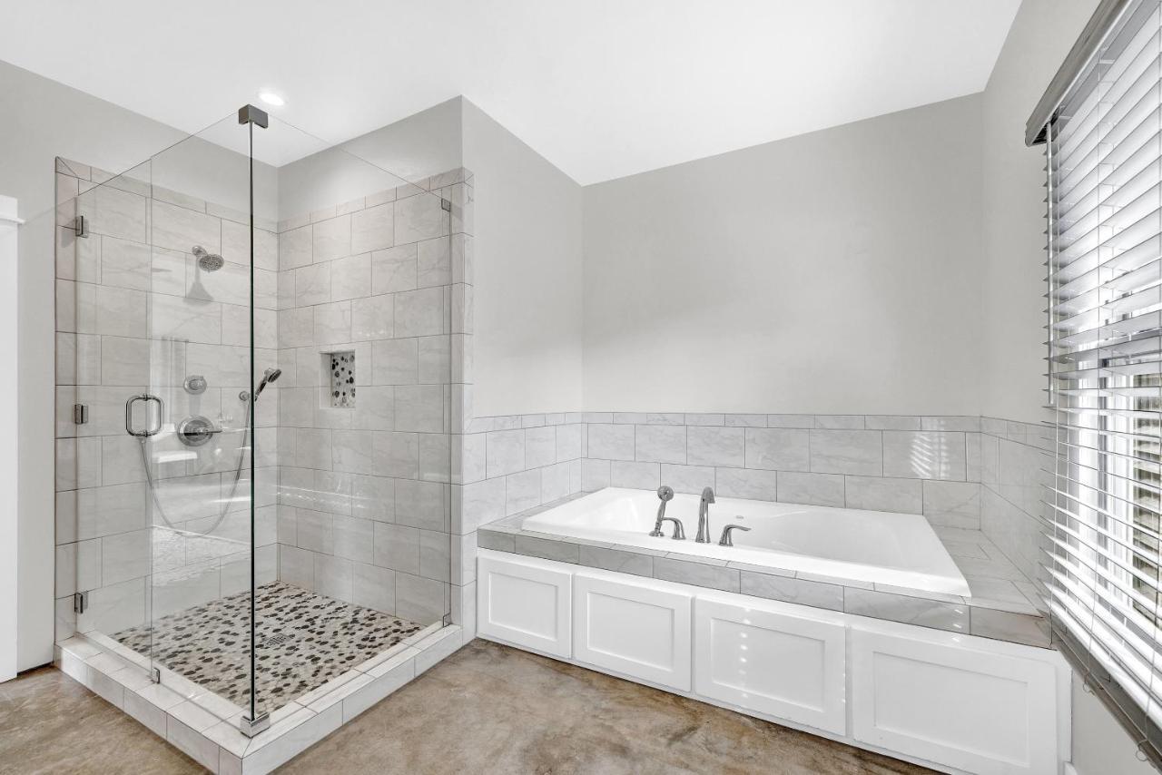 Schubert Inn Cottage - Pool - Walk To Main St Φρέντερικσμπεργκ Εξωτερικό φωτογραφία